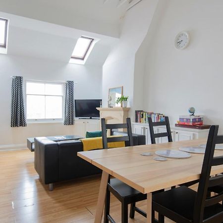 Apartamento Fantastic 3 Bed Brighton House- Sleeps 6- Superfast Wifi And Garage Exterior foto