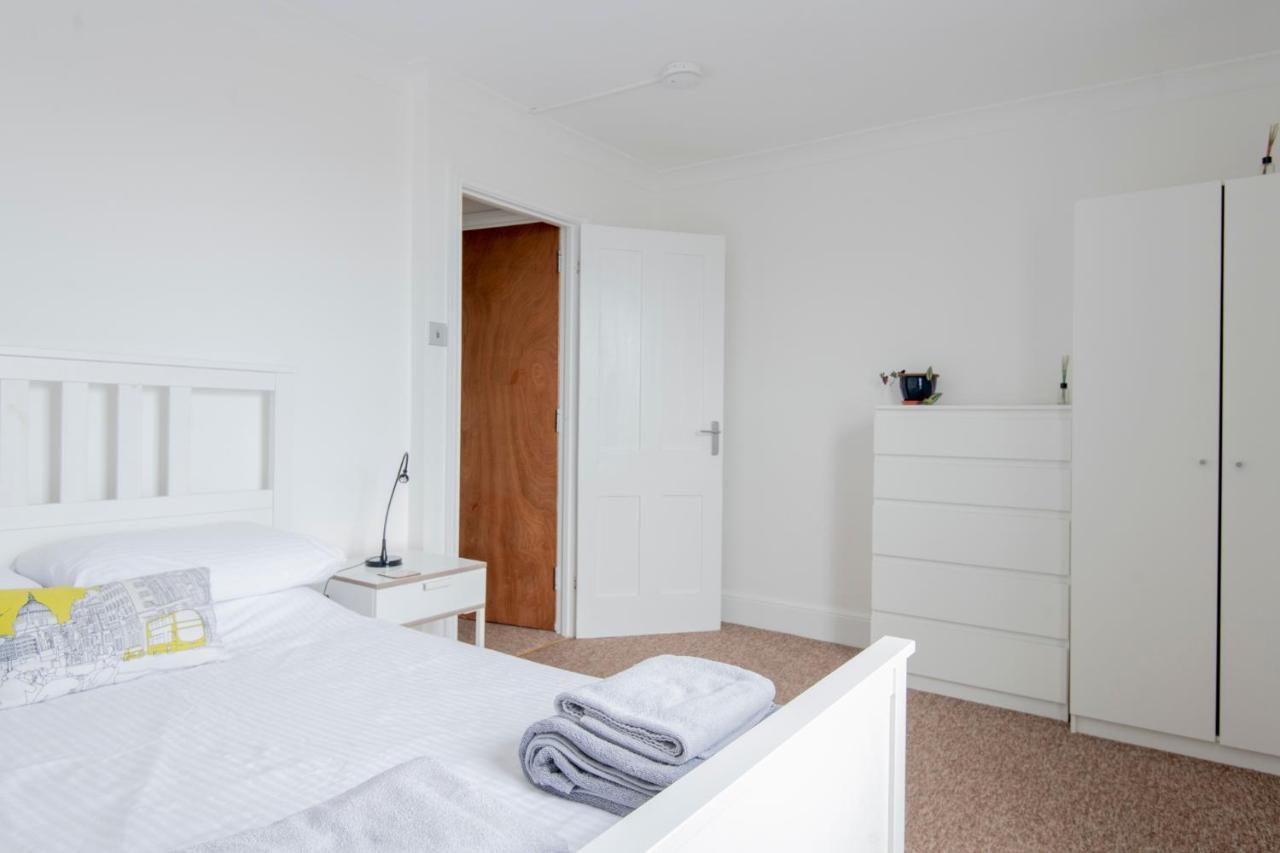 Apartamento Fantastic 3 Bed Brighton House- Sleeps 6- Superfast Wifi And Garage Exterior foto
